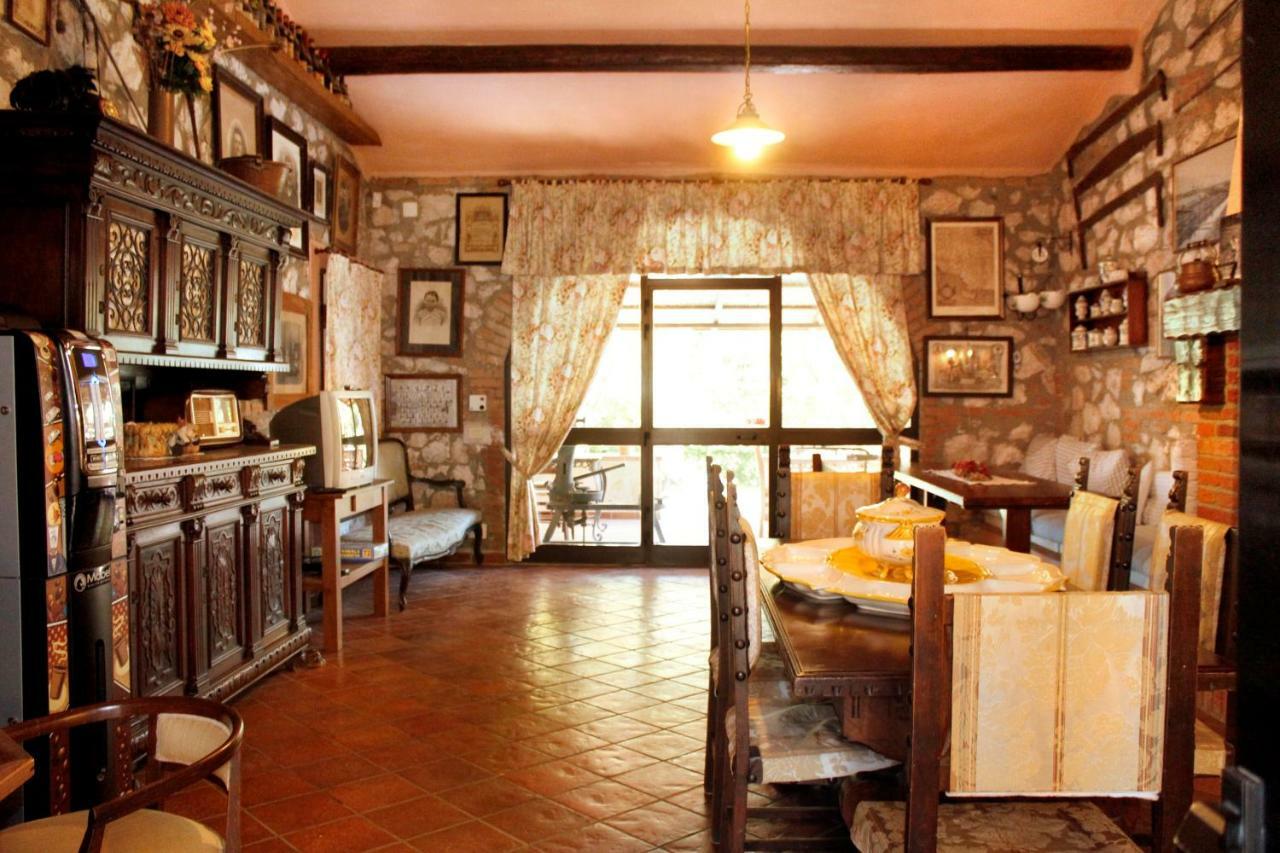 Вілла Agriturist Prile Кастільйоне-делла-Пеская Екстер'єр фото