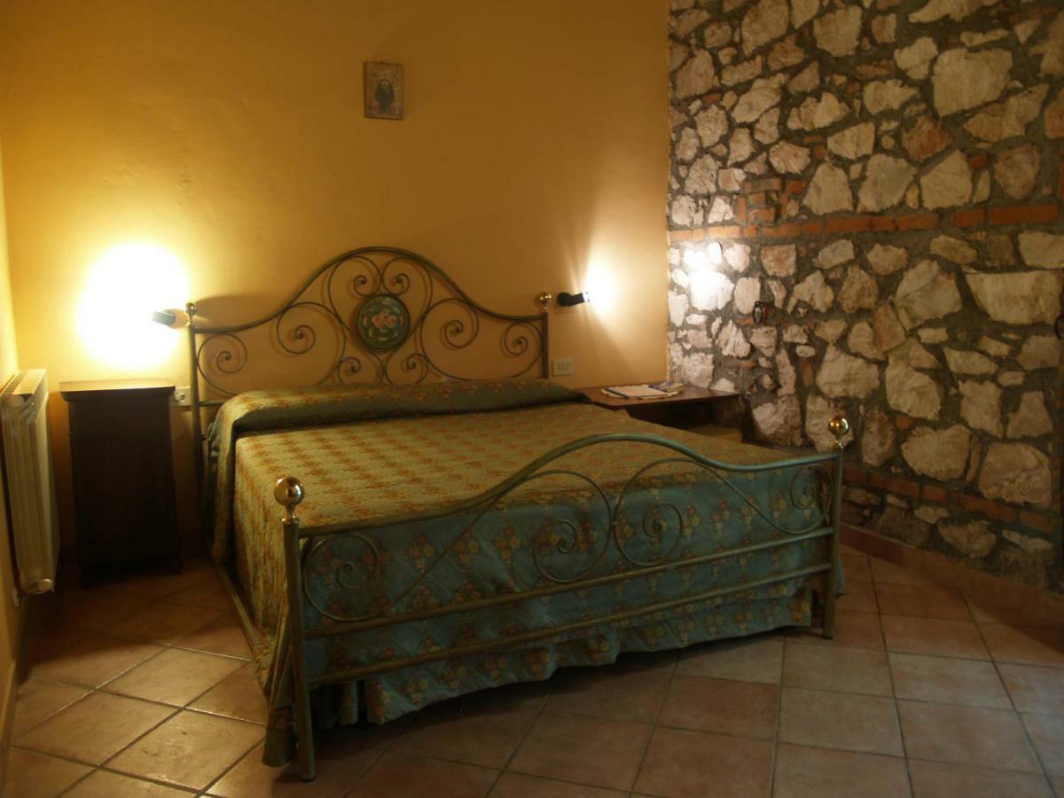 Вілла Agriturist Prile Кастільйоне-делла-Пеская Екстер'єр фото
