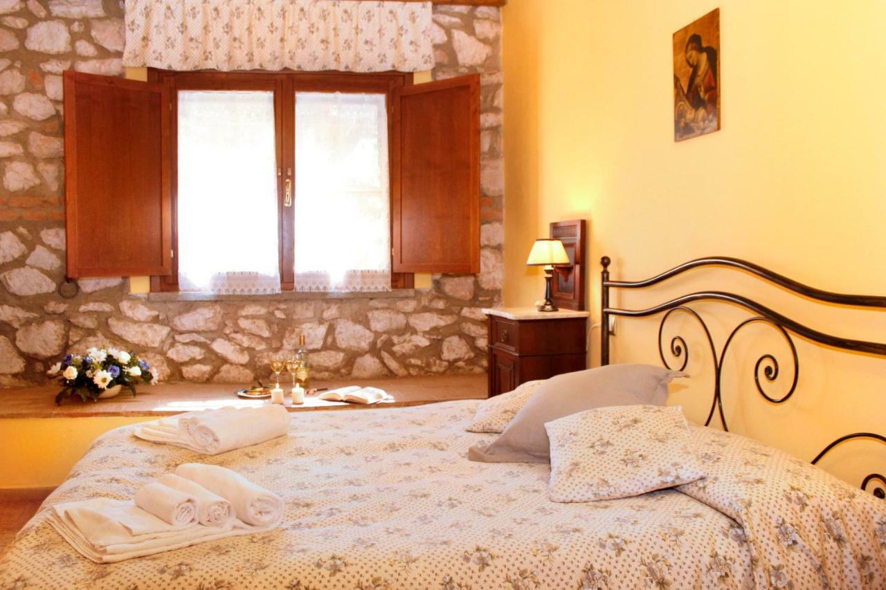 Вілла Agriturist Prile Кастільйоне-делла-Пеская Екстер'єр фото