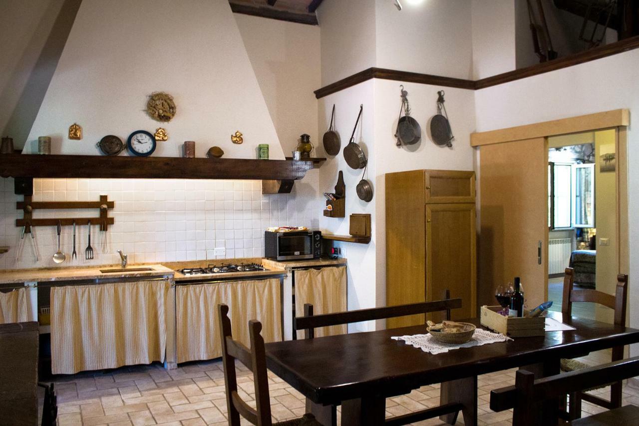 Вілла Agriturist Prile Кастільйоне-делла-Пеская Екстер'єр фото